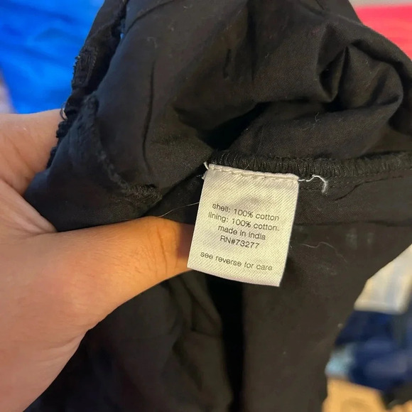 Elizabeth & James Black Eyelet Puff Sleeve Blouse - Picture 3 of 6